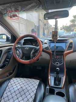 هیوندای ئەلەنترا